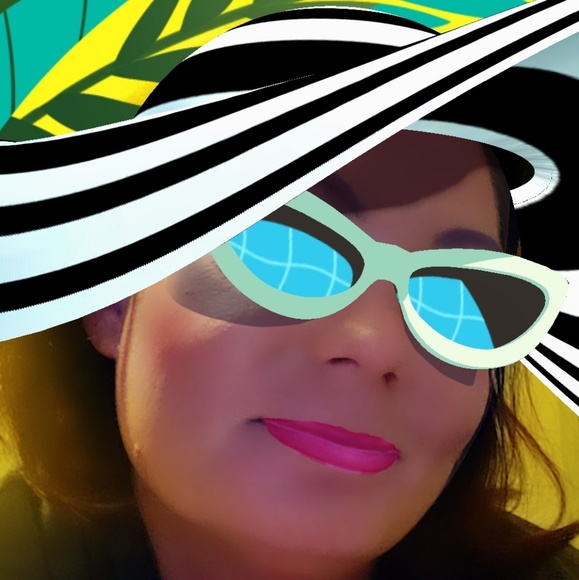 Meet your Posher, Miranda - Picture 1 of 1